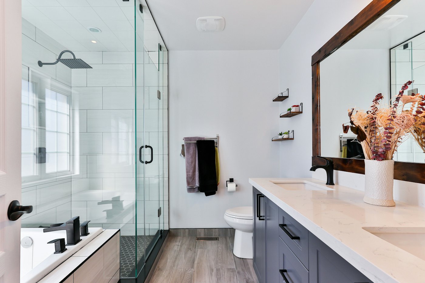 Bright modern bathroom from the plumber sample